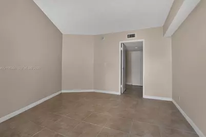 19195 NE 36th Ct #2704, Aventura, FL 33180 - Photo 30