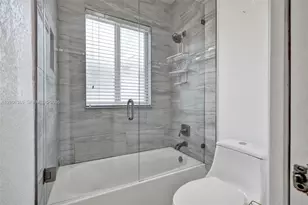 1292 NW 205th St, Miami Gardens, FL 33216 - Photo 48