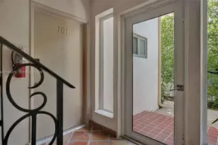 4800 Pine Tree Dr, Miami Beach, FL 33140 - Photo 24