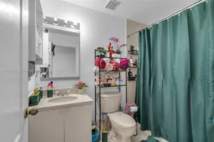 7361 NW 174th Terrace, Hialeah, FL 33015 - Photo 22
