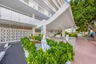 401 Ocean Dr, Miami Beach, FL 33139 - Photo 36