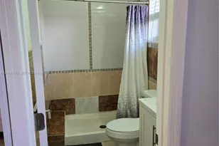 5712 Hollywood Blvd, Hollywood, FL 33021 - Photo 6