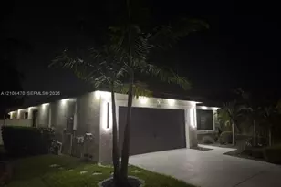 341 SW 182nd Way, Pembroke Pines, FL 33029 - Photo 40