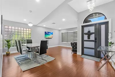 341 SW 182nd Way, Pembroke Pines, FL 33029 - Photo 2