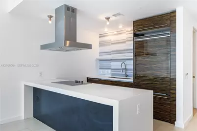 1100 Biscayne Blvd #4306, Miami, FL 33132 - Photo 6