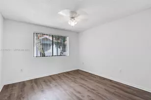 3229 Coral Lake Dr, Coral Springs, FL 33065 - Photo 12