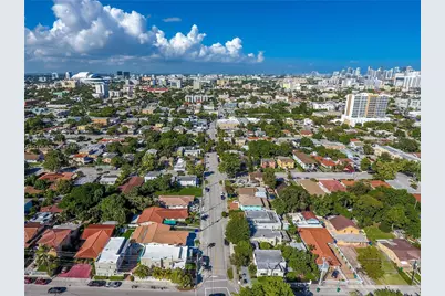 1030 SW 10th Ave, Miami, FL 33130 - Photo 4