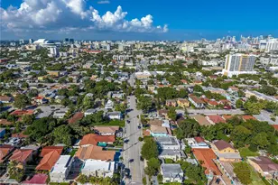 1030 SW 10th Ave, Miami, FL 33130 - Photo 4