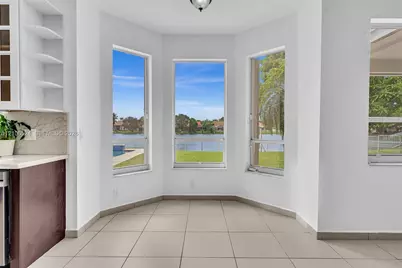 2048 NW 126th Ave, Pembroke Pines, FL 33028 - Photo 26