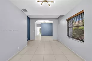 2048 NW 126th Ave, Pembroke Pines, FL 33028 - Photo 36