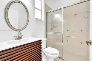 2048 NW 126th Ave, Pembroke Pines, FL 33028 - Photo 32
