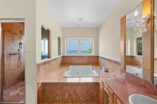 4760 N Bay Rd, Miami Beach, FL 33140 - Photo 48