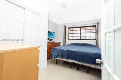 2800 NW 94th St, Miami, FL 33147 - Photo 8