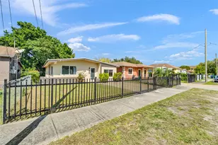 1359 NW 75th Terrace, Miami, FL 33147 - Photo 2