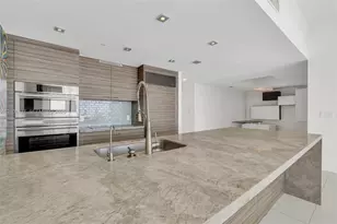 465 Brickell Ave, Miami, FL 33131 - Photo 14