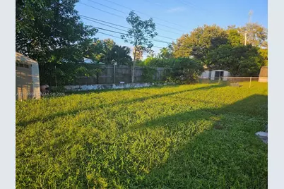 4169 SW 50th St, Dania Beach, FL 33314 - Photo 16