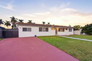 9551 SW 49th St, Miami, FL 33165 - Photo 4