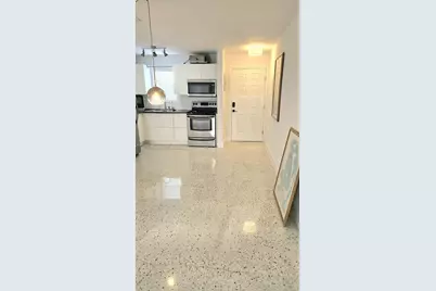 836 SW 1st St #403, Miami, FL 33130 - Photo 8
