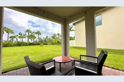 3224 Klays Ct, Royal Palm Beach, FL 33411 - Photo 2
