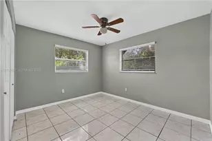 15380 NE 14th Ave, North Miami Beach, FL 33162 - Photo 20