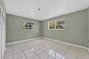 15380 NE 14th Ave, North Miami Beach, FL 33162 - Photo 24
