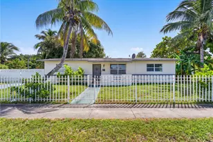 15380 NE 14th Ave, North Miami Beach, FL 33162 - Photo 2