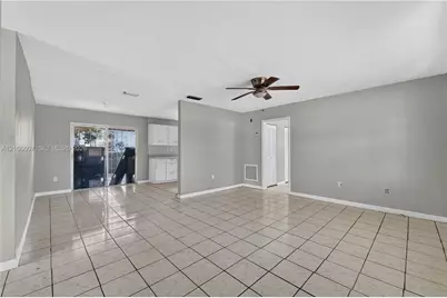 15380 NE 14th Ave, North Miami Beach, FL 33162 - Photo 8