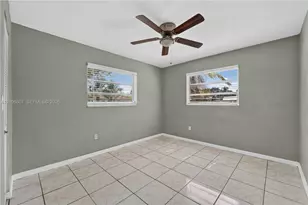 15380 NE 14th Ave, North Miami Beach, FL 33162 - Photo 16
