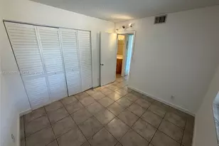 9954 Twin Lakes Dr, Coral Springs, FL 33071 - Photo 16