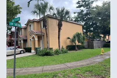 1489 SW 1 St #., Homestead, FL 33030 - Photo 2