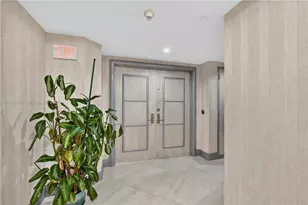 17555 Collins Ave, Sunny Isles Beach, FL 33160 - Photo 2