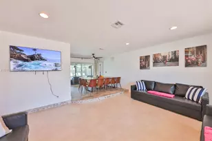 209 Bayshore Dr, Cape Coral, FL 33904 - Photo 8
