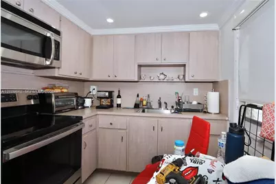 3030 Marcos Dr #T512, Aventura, FL 33160 - Photo 6