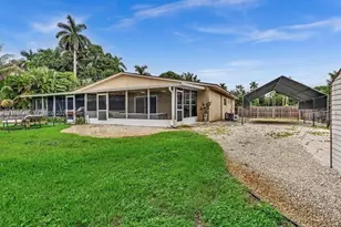 6608 SW 49th St, Davie, FL 33314 - Photo 40