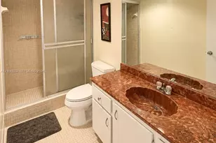 5961 N Falls Cir Dr, Lauderhill, FL 33319 - Photo 6