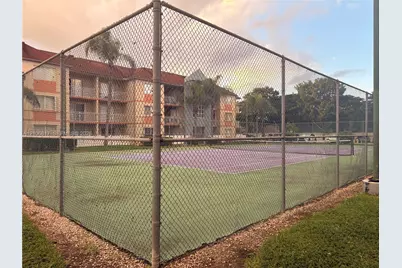 18850 NW 57th Ave #306, Hialeah, FL 33015 - Photo 14
