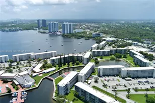 18081 Biscayne Blvd, Aventura, FL 33160 - Photo 44