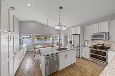 12683 NW 11th Pl, Sunrise, FL 33323 - Photo 18
