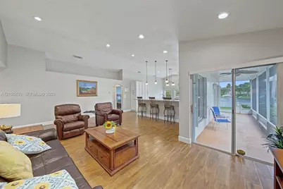 12683 NW 11th Pl, Sunrise, FL 33323 - Photo 10