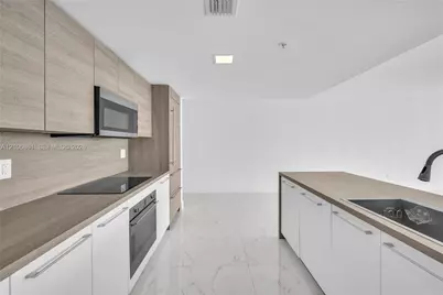 400 Sunny Isles Blvd #1519, Sunny Isles Beach, FL 33160 - Photo 36