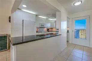 5860 NW 44th St, Lauderhill, FL 33319 - Photo 10