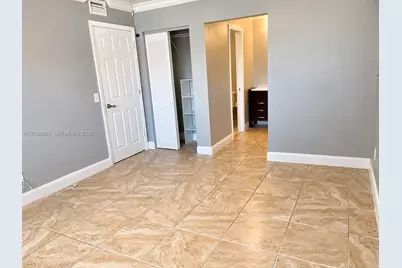 9729 Hammocks Blvd #202E, Miami, FL 33196 - Photo 10