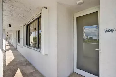510 N Ocean Blvd #308, Pompano Beach, FL 33062 - Photo 30