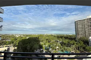 720 NE 69th St, Miami, FL 33138 - Photo 40