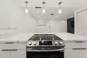 777 SW 9th Ave, Miami, FL 33130 - Photo 6