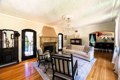 1822 Country Club Prado, Coral Gables, FL 33134 - Photo 18