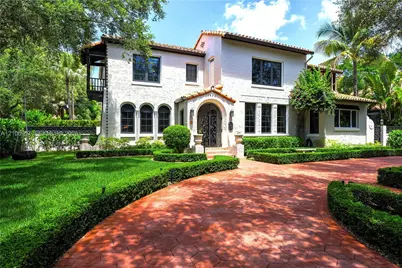 1822 Country Club Prado, Coral Gables, FL 33134 - Photo 2
