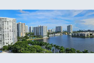2801 NE 183rd St #1208W, Aventura, FL 33160 - Photo 2