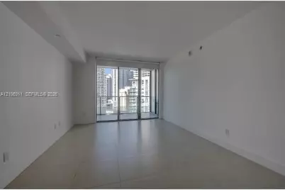 1300 Brickell Bay Dr #2313, Miami, FL 33131 - Photo 4