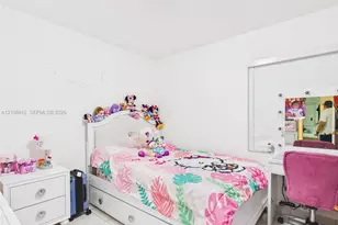 1142 W 42nd St, Hialeah, FL 33012 - Photo 6